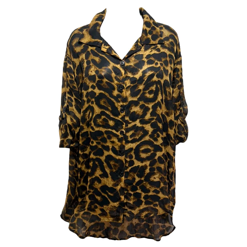 Casual Jackets Button Down Tunic Blouse By Reverse In Animal Print, Size: S