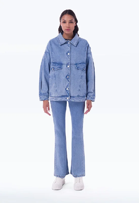 Active Wear Loose Fit Light Denim Pleated Outer Jacket