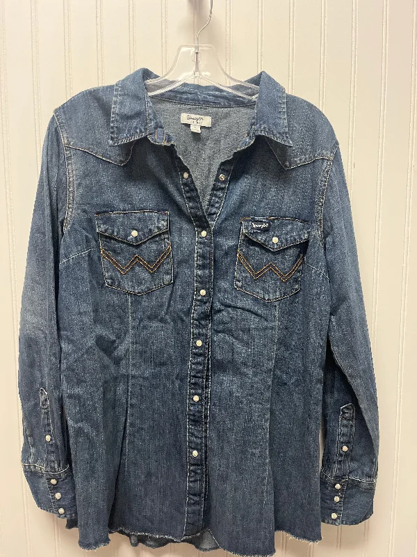 Lightweight Jackets Top Long Sleeve By Wrangler In Blue Denim, Size: L