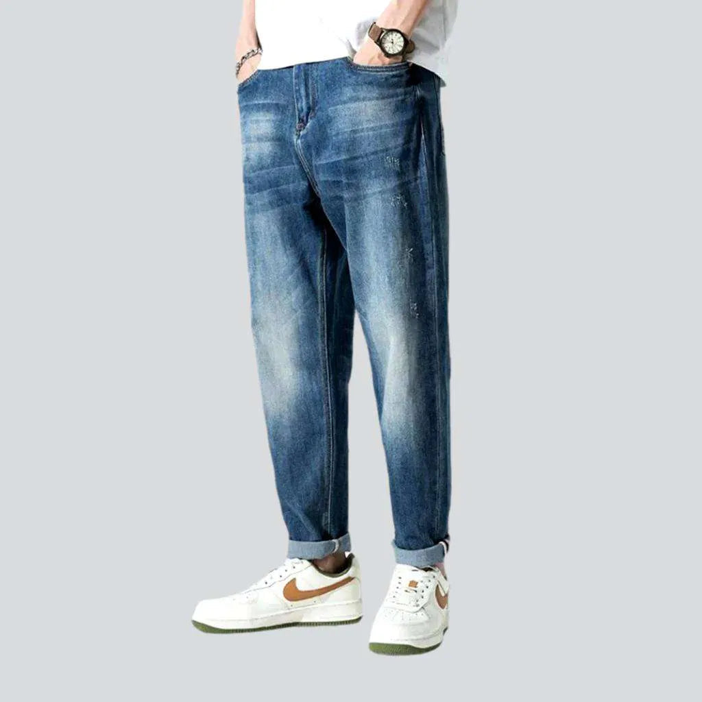 Stylish Suits Men's medium-wash jeans