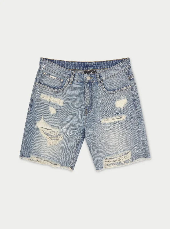 Comfortable Fits DISTRESSED RAW HEM DENIM SHORTS - WASHED BLUE
