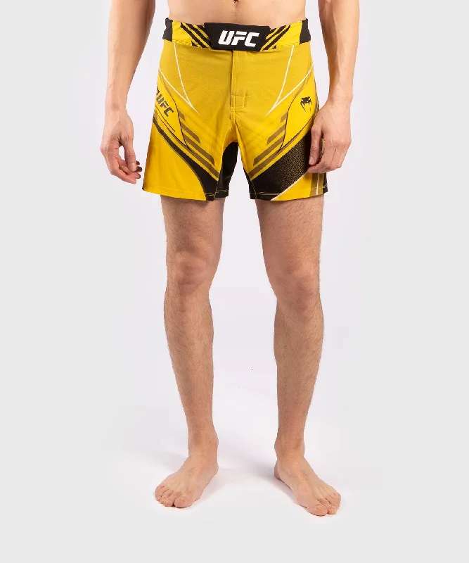 Trendy Pants UFC Venum Pro Line Men's Shorts - Yellow