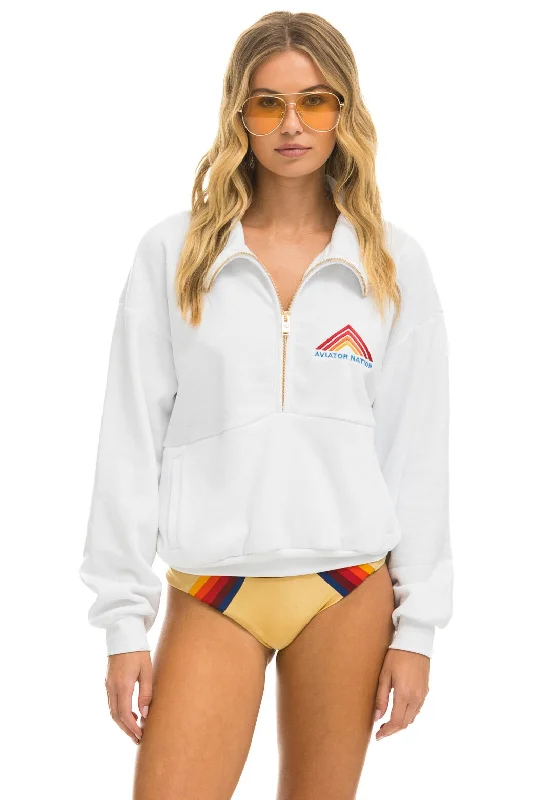 Winter Jackets MOUNTAIN EMBROIDERY HALF ZIP SWEATSHIRT - WHITE