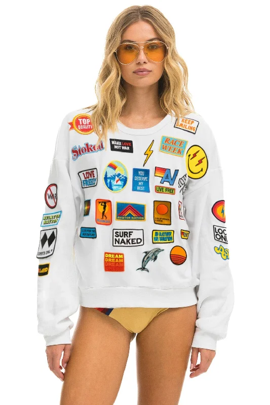 All-Weather Outfits VINTAGE PATCH RELAXED CREW SWEATSHIRT - WHITE