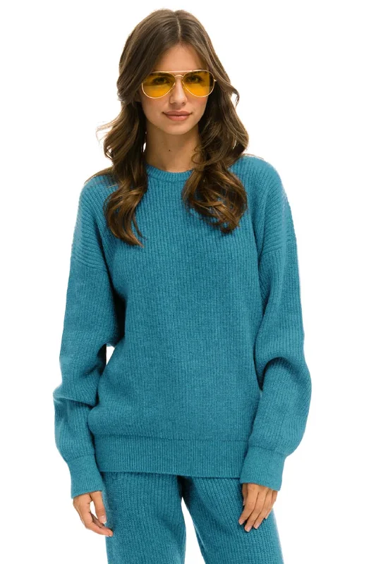 Minimalist Pieces VINTAGE CABIN UNISEX CASHMERE SWEATER - COBALT
