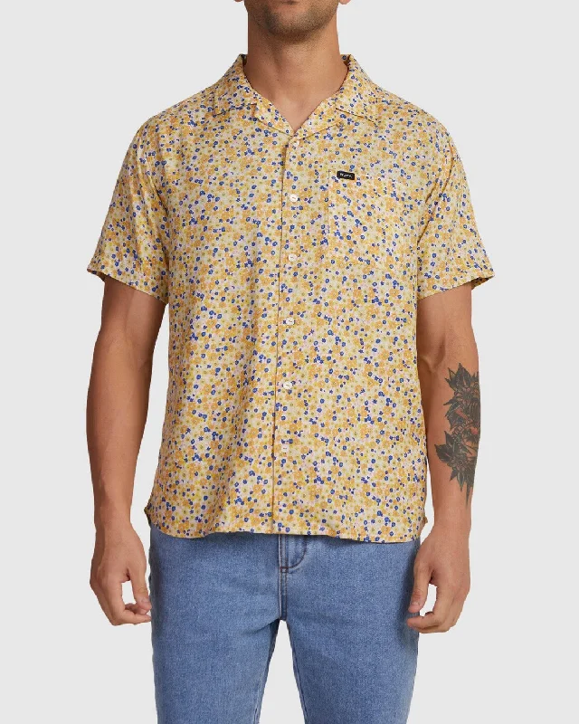 Everyday Apparel Ground Cover Short Sleeve Shirt - Peach