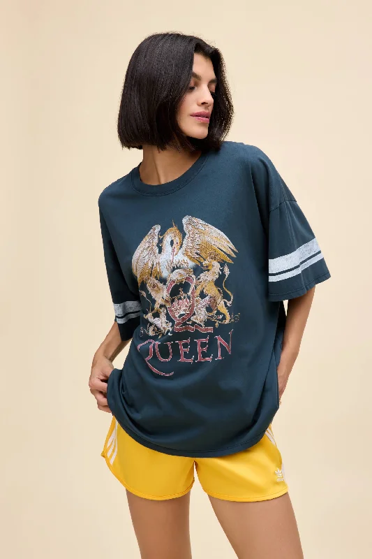 Premium Wardrobe Queen Varsity Crest OS Tee