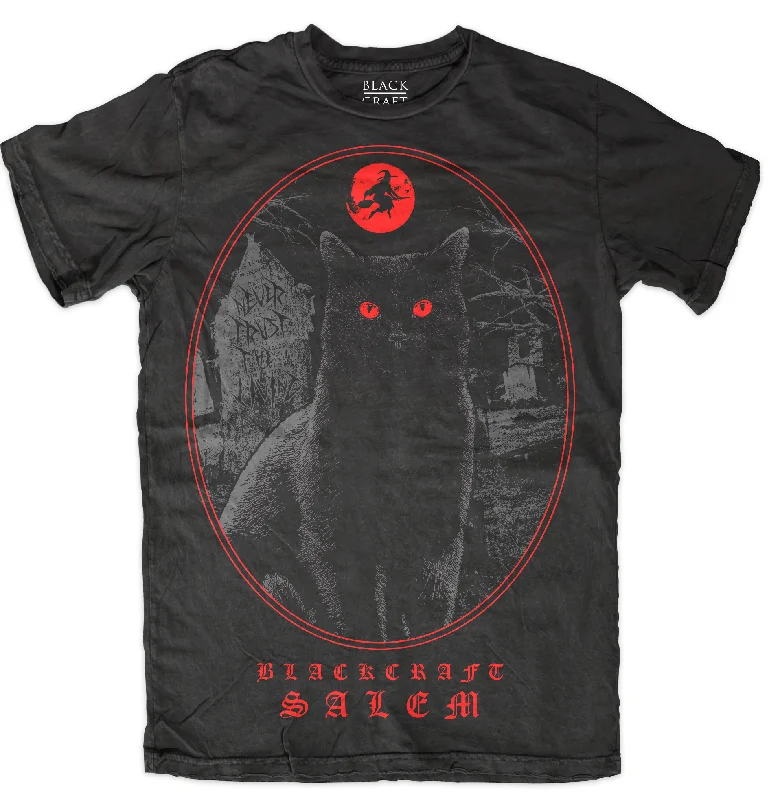 Minimalist Pieces Salem Cat