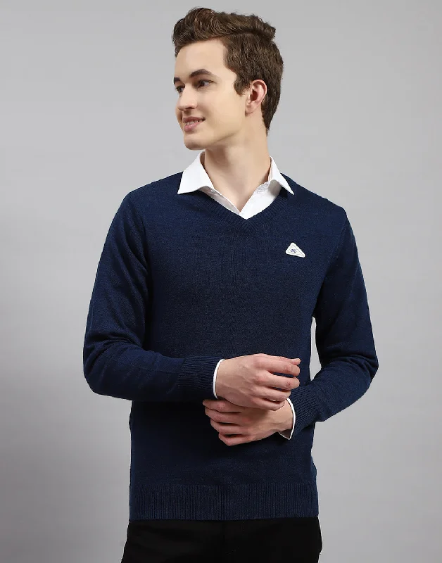 Lightweight Fabrics Men Blue Solid V Neck Full Sleeve Pullover
