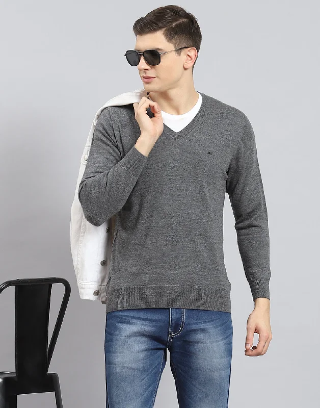 Cool Bottoms Men Grey Solid V Neck Full Sleeve Pullover