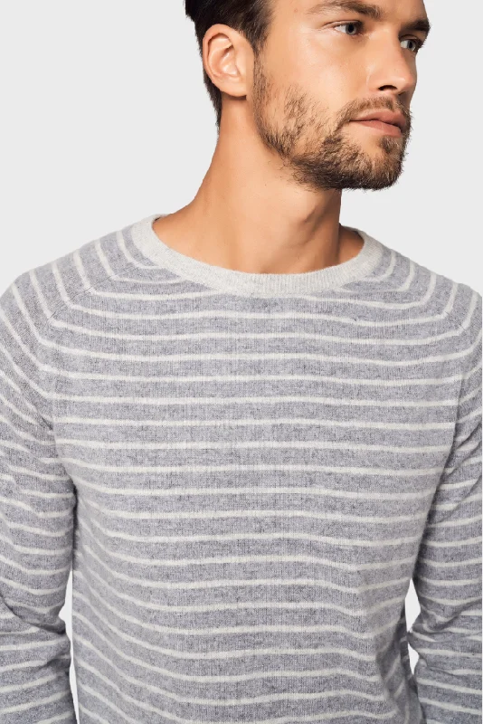 All-Weather Outfits Aesthetic Striped Cashmere Sweater
